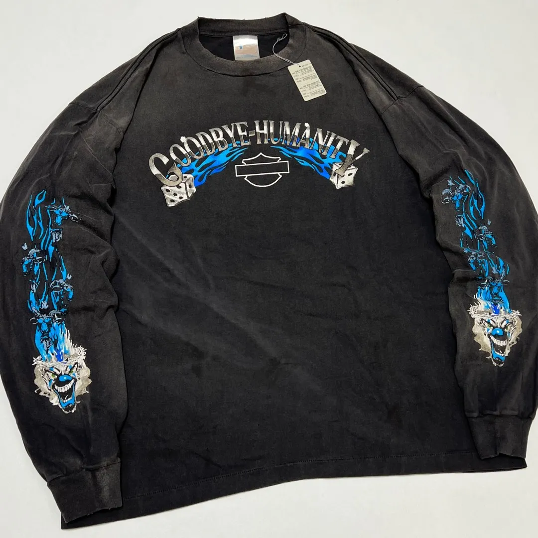 SAINT Mxxxxxx LS TEE/BTFL BASTARS/BLK flame dice distressed long sleeves, washed black S-XL, look for cylindrical fabrics without side seams, don’t buy open ones anymore, boring Assute ready-made garments dyed, all parts faded with spray paint/dirty with hand-made graffiti, collar and cuffs frayed, many hangings/original level printing restored, customized new markings/accessories complete, with little angel anti-counterfeiting label